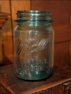 Squat Early Half Pint Mason Jar Ball 1910-1923 Antique Glass Euc